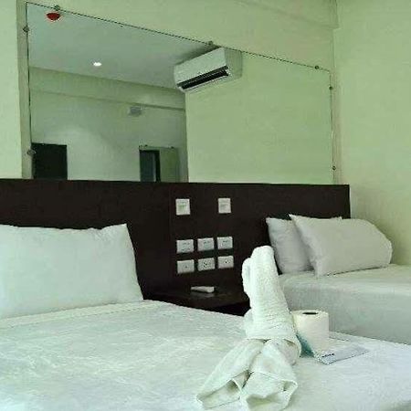 Boracay Midtown Hotel Balabag  Екстериор снимка