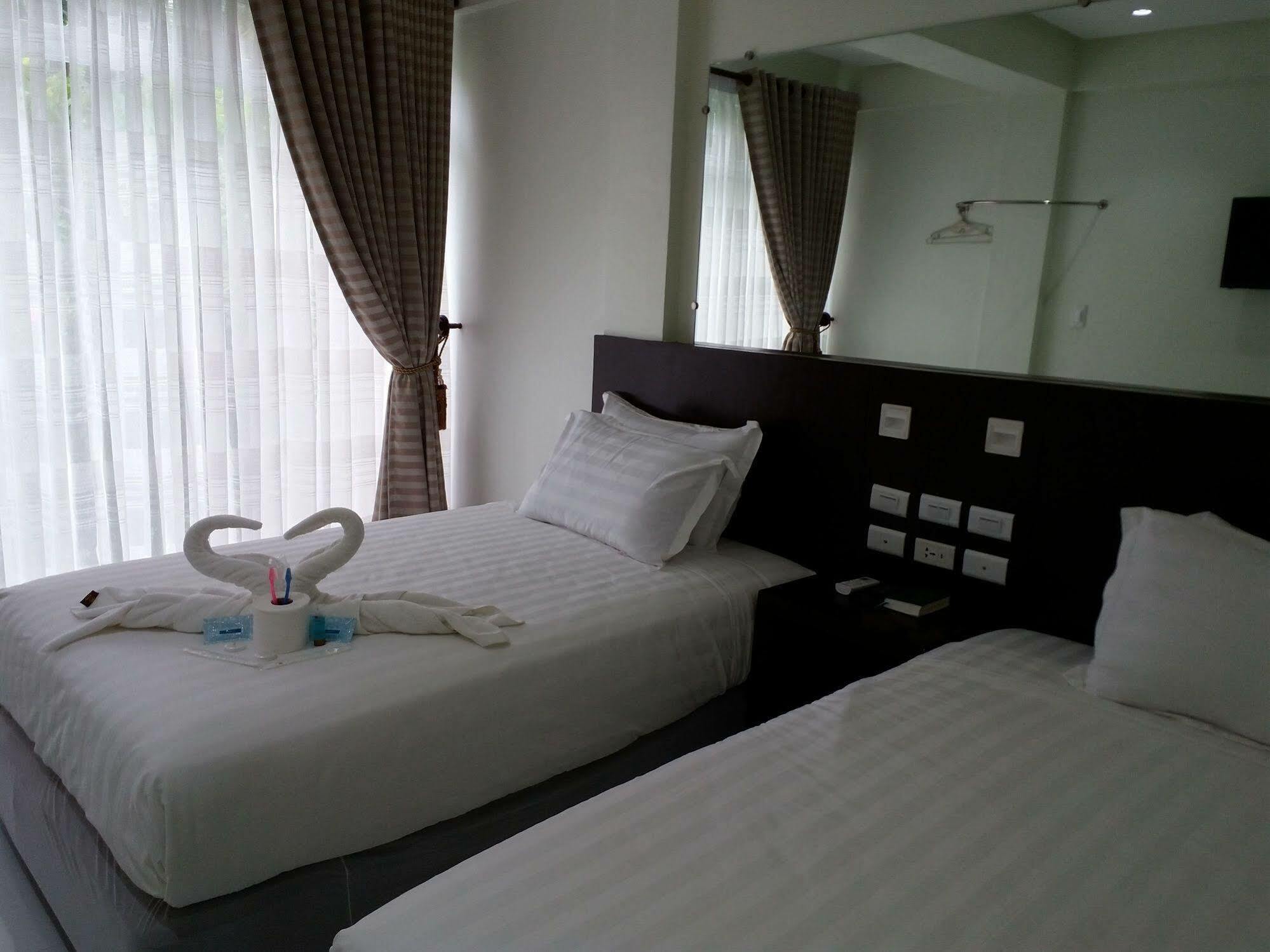 Boracay Midtown Hotel Balabag  Екстериор снимка
